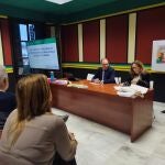 Talleres formativos para la red de tutores que atienden a las mujeres víctimas de violencia de género en las oficinas del SAE en Sevilla.
