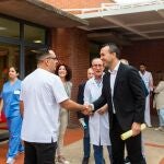El presidente de la Diputación de València, Vicent Mompó, en su visita al centro 