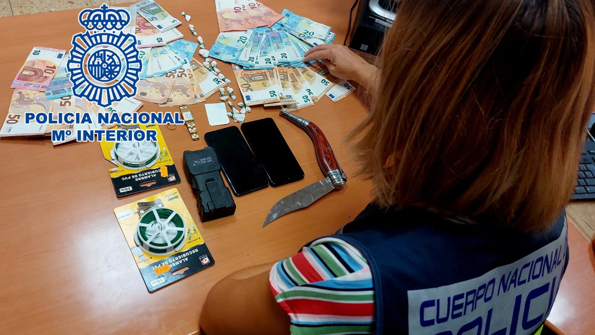 La Policía Nacional detiene a ocho personas en dos operaciones contra el tráfico de drogas