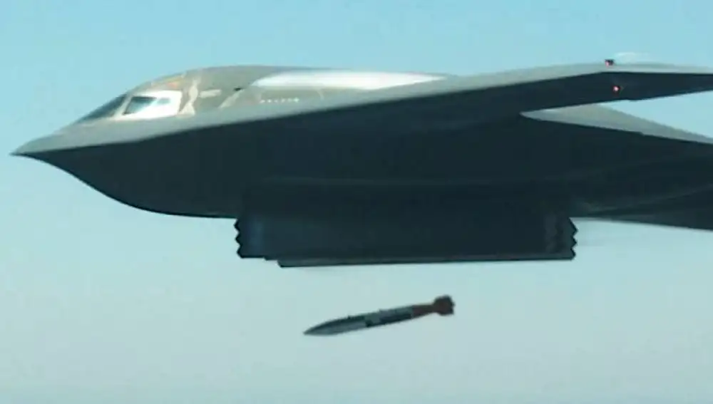 Estados Unidos anuncia una nueva bomba nuclear de gravedad más destructiva que la B61-12.