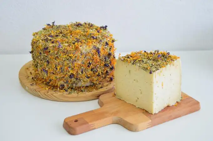 World Cheese Awards 2023 ha premiado a un queso de un pueblo de Toledo como el segundo mejor del mundo: solo cuesta 17 euros