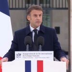 Emmanuel Macron se opone a la utilización del lenguaje inclusivo: "El masculino es lo neutro"