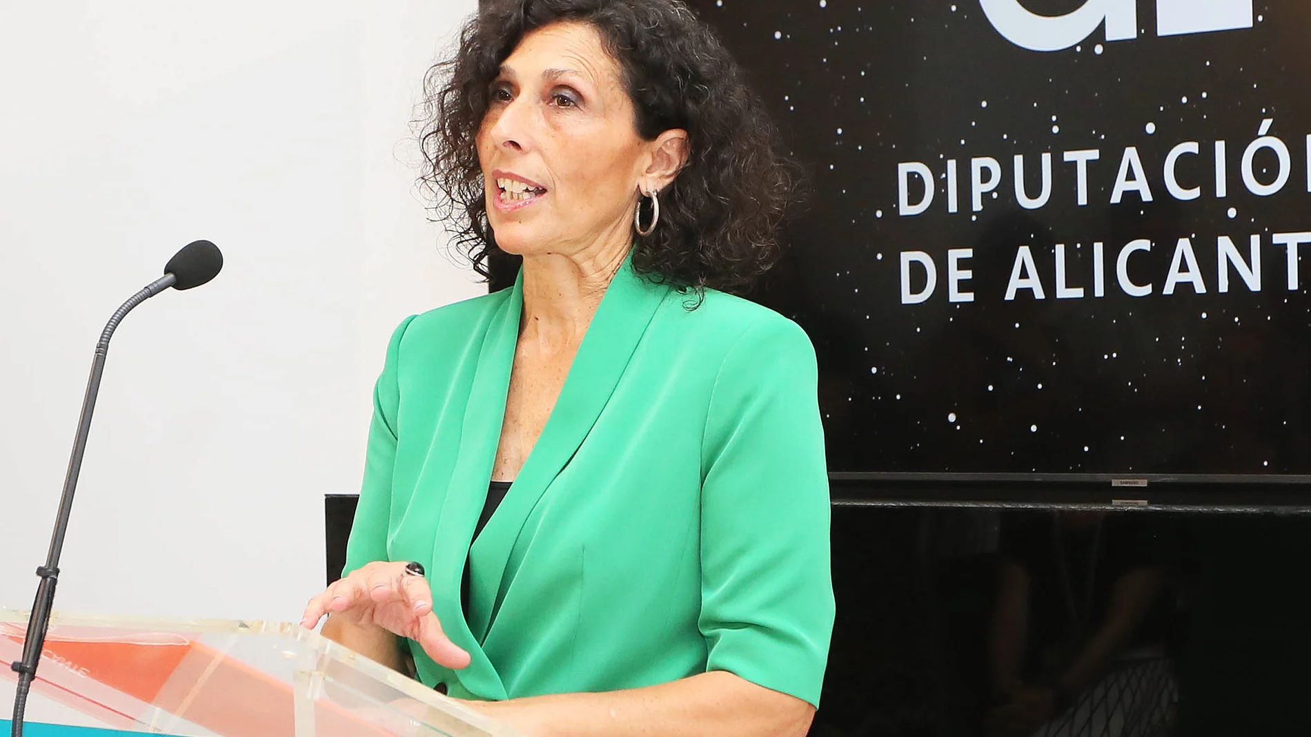La periodista Cristina Martínez, nueva directora cultural del Instituto Alicantino Juan Gil-Albert.
