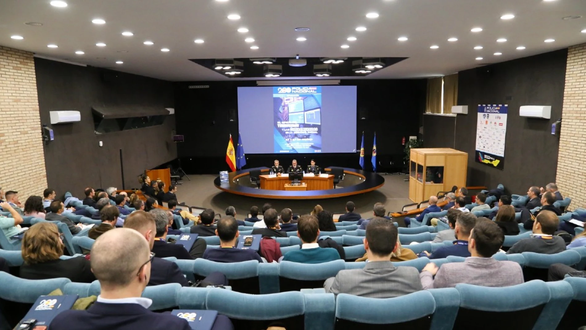 Seminario sobre «El impacto del terrorismo y las ciberamenazas en la Seguridad Nacional» celebrado en Ávila
