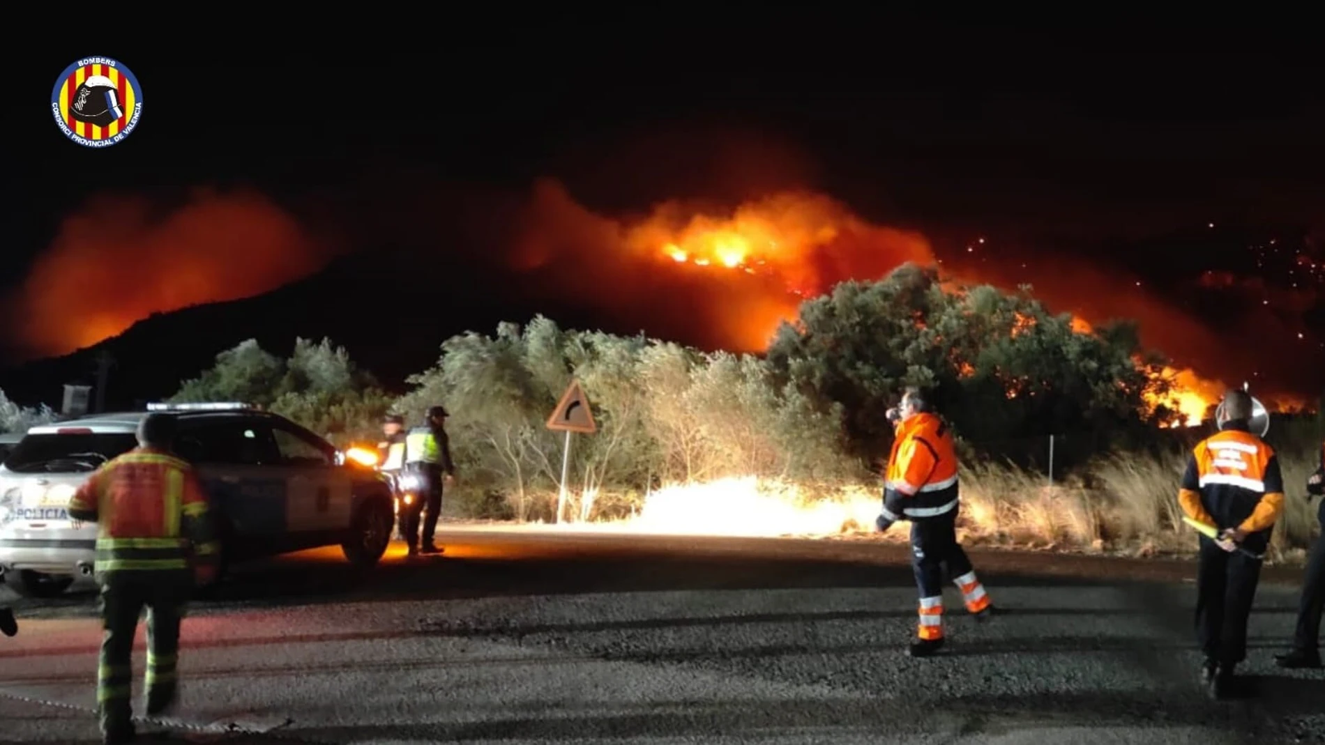 Incendio forestal en Montitxelvo (Valencia) CONSORCIO BOMBEROS VALENCIA 02/11/2023