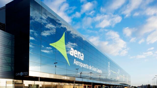 Economía.- (AMP) Aena gana 1.139 millones hasta septiembre un 71,3% más y sus ingresos crecen un 20%