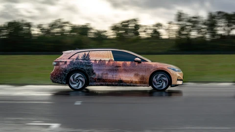 D7 Tourer, así es el nuevo familiar eléctrico de Volkswagen