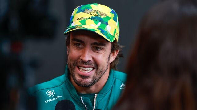 La broma de la madre de Piastri sobre Fernando Alonso