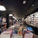 Interior de la librería Joker en Bilbao