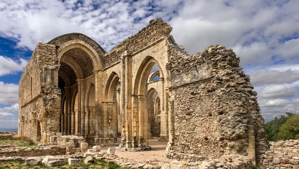 Ruinas Monasterio de Santa María de Sierra 