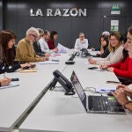 Reunión de redacción en el Diario La Razón. © Alberto R. Roldán / Diario La Razón. 