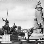 El Quijote que preside la plaza de España de Madrid