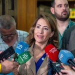 Economía.- Raquel Sánchez confirma la intención del Gobierno de mantener los descuentos al transporte en 2024