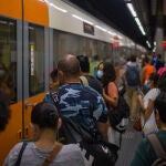 Economía/Transportes.- Los sindicatos convocan cuatro días de huelga en Renfe y Adif contra el traspaso de Rodalies