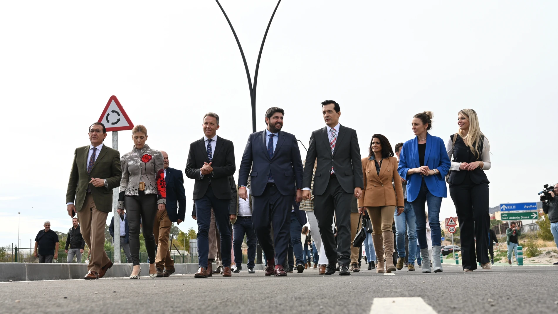 Imagen de la inauguración del tramo 1 de la Ronda Central de Lorca GOBIERNO REGIONAL 08/11/2023