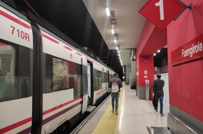 Estación de Fuengirola, integrada en la línea del Cercanías que cubre el trayecto entre este municipio y Málaga centro