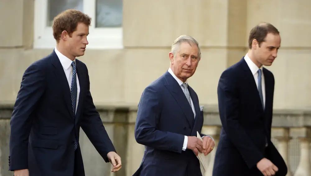 Britain's Prince Charles (C) arrives with his sons Prince William (R) and Prince Harry (L) to Lancaster House to attend the Illegal Wildlife Trade Conference, in London, Britain, 13 February 2014