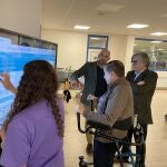 Presentación de Apace del dispositivo Yetitablet, una pantalla gigante interactiva que facilitará la vida a las personas con discapacidad, tras firmar el acuerdo con Campofrío