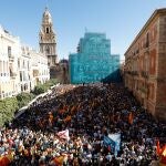 Imagen de la Plaza Belluga de Murcia, en donde se ha celebrado la concentración del PP, convocada en todas las ciudades de España, en contra de la amnistia y los pactos del Pedro Sánchez