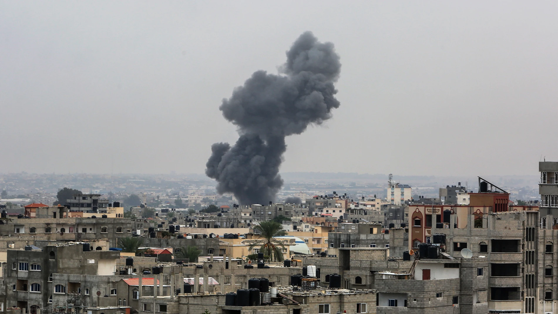 Al menos 40 muertos y decenas de heridos en un nuevo ataque de Israel cerca de Jan Yunis, en el sur de Gaza