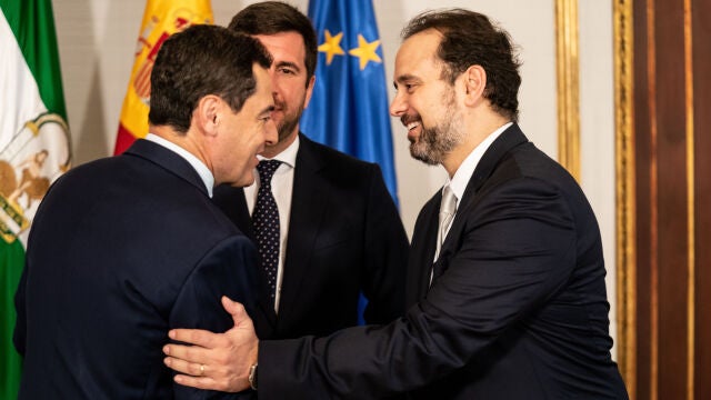 Economía.-(A) Moreno aborda con el presidente de Cox la nueva etapa de Abengoa y la idea de mantener el carácter andaluz
