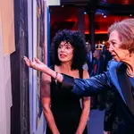 La Reina Sofía y el pintor Antonio López se reencuentran diez años después del retrato real en el Premio BMW de pintura