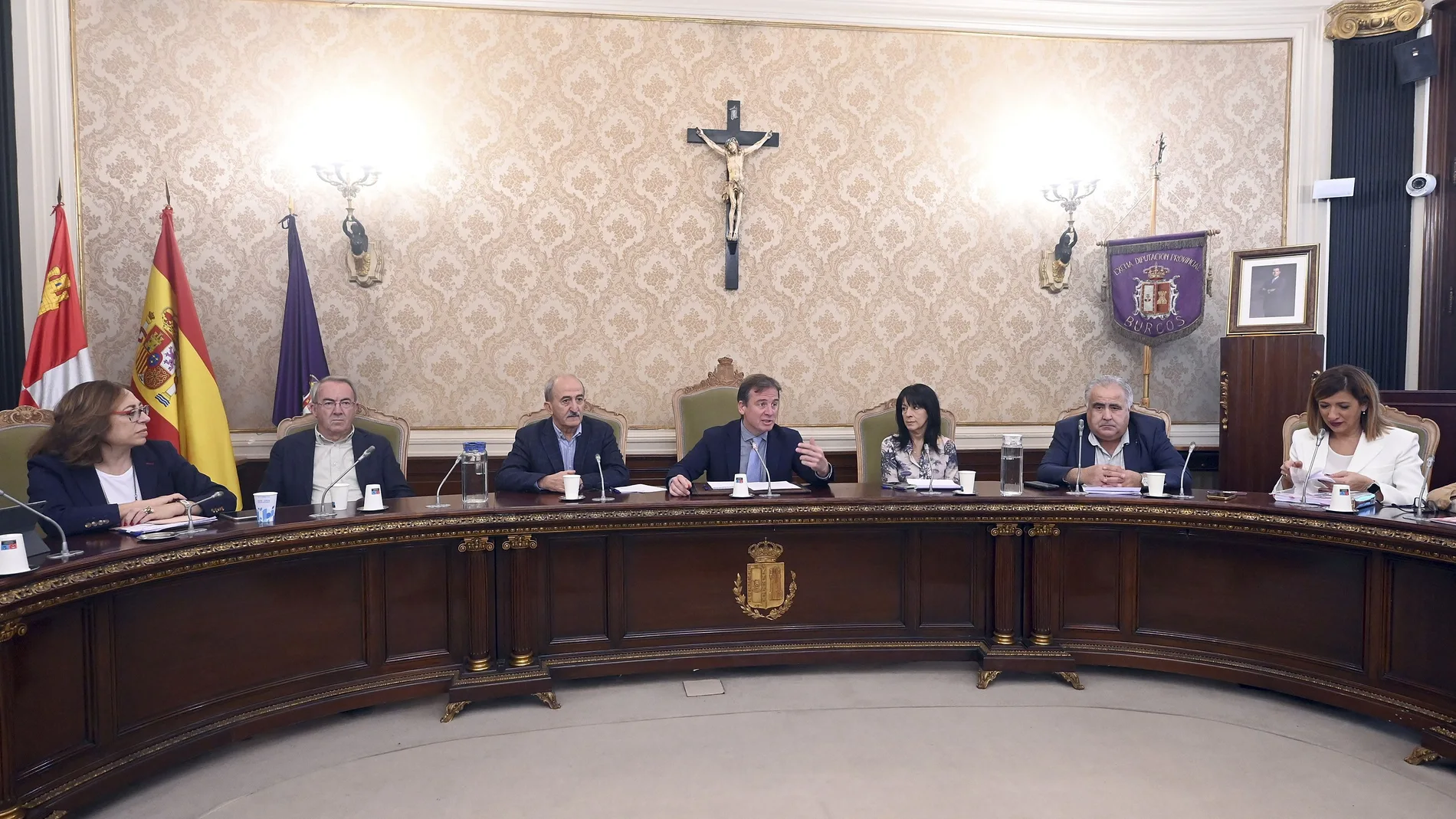 Borja Suárez preside el pleno extraordinario para la aprobación de los presupuestos en la Diputación de Burgos