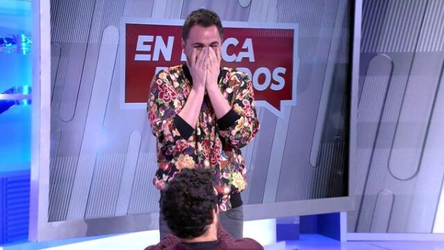 Fran pide matrimonio a Fede Arias en el plató de 'En boca de todos'