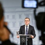Finland decides to close four crossing points on its border with Russia