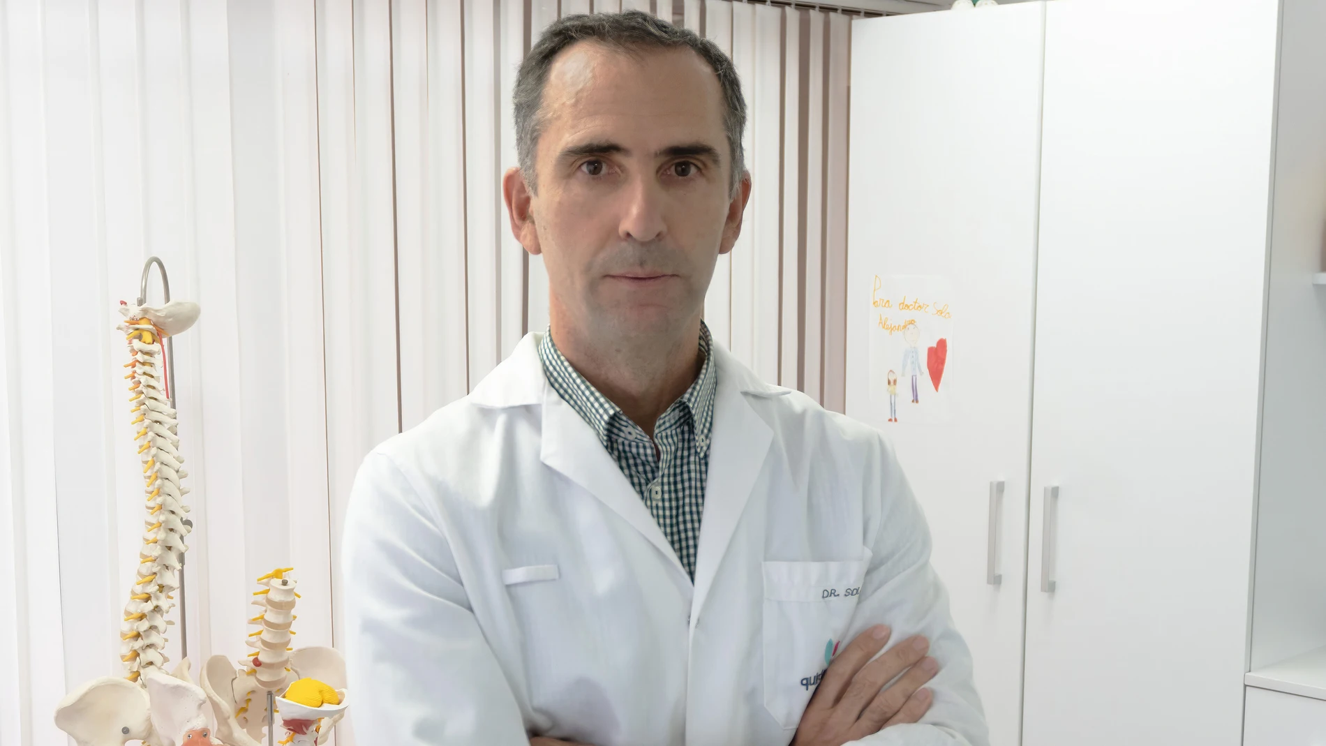 Dr. Alejandro Sola