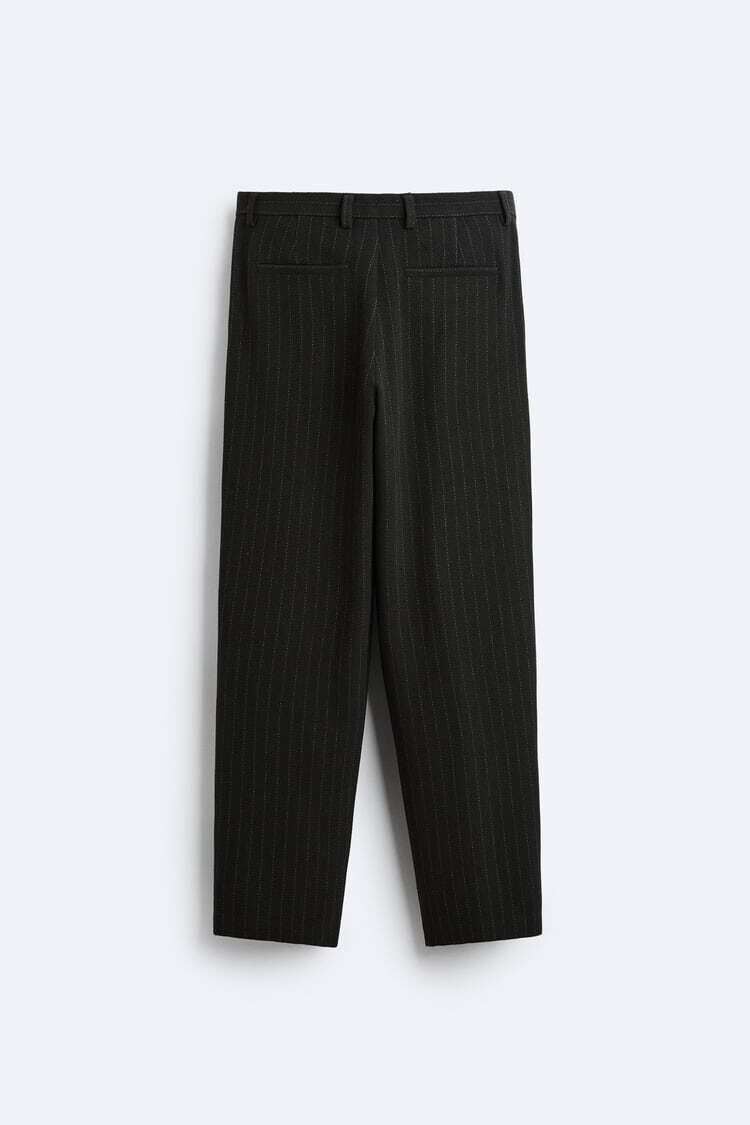 Pantalón raya diplomática. 