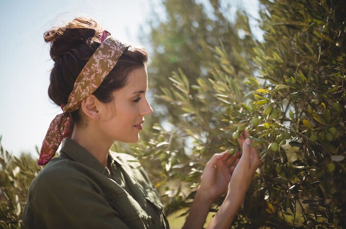 Anita Zachou, experta en cata de aceite de oliva por la universidad de Jaén