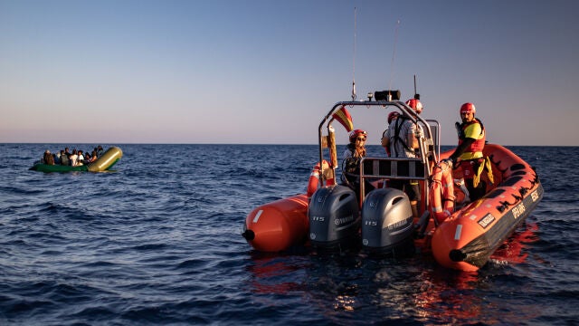 Este verano durante las tareas de salvamento de inmigrantes frente a las costas italianas