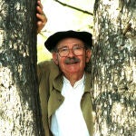  El pintor y escultor vizcaíno Agustín Ibarrola ha fallecido a los 93 años 