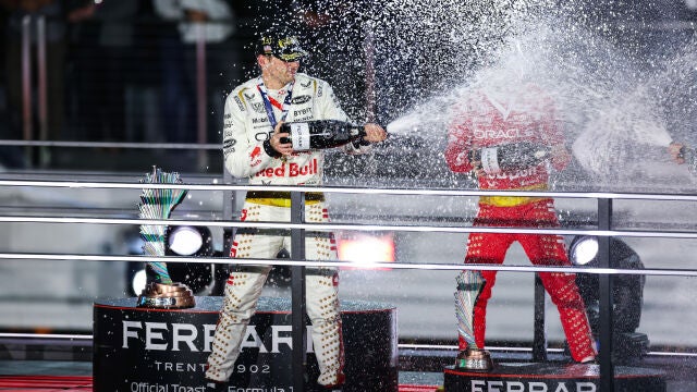Verstappen, en el podio de Las Vegas
