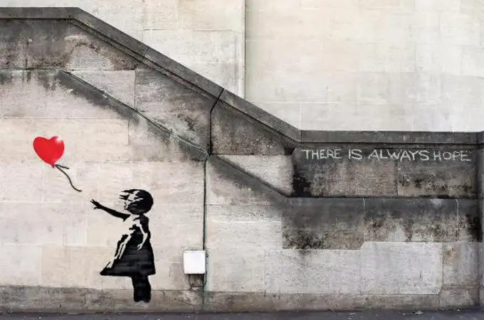 ¿Quién es Banksy? El artista urbano revela su nombre real en una entrevista olvidada de 2003