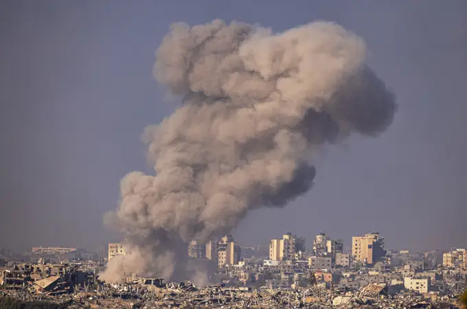 Israel acusa a Hamás de incumplir la tregua y reanuda los bombardeos en Gaza