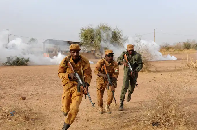 Cifra histórica: La Alianza de Estados del Sahel confirma que 400 yihadistas fueron abatidos en Burkina Faso