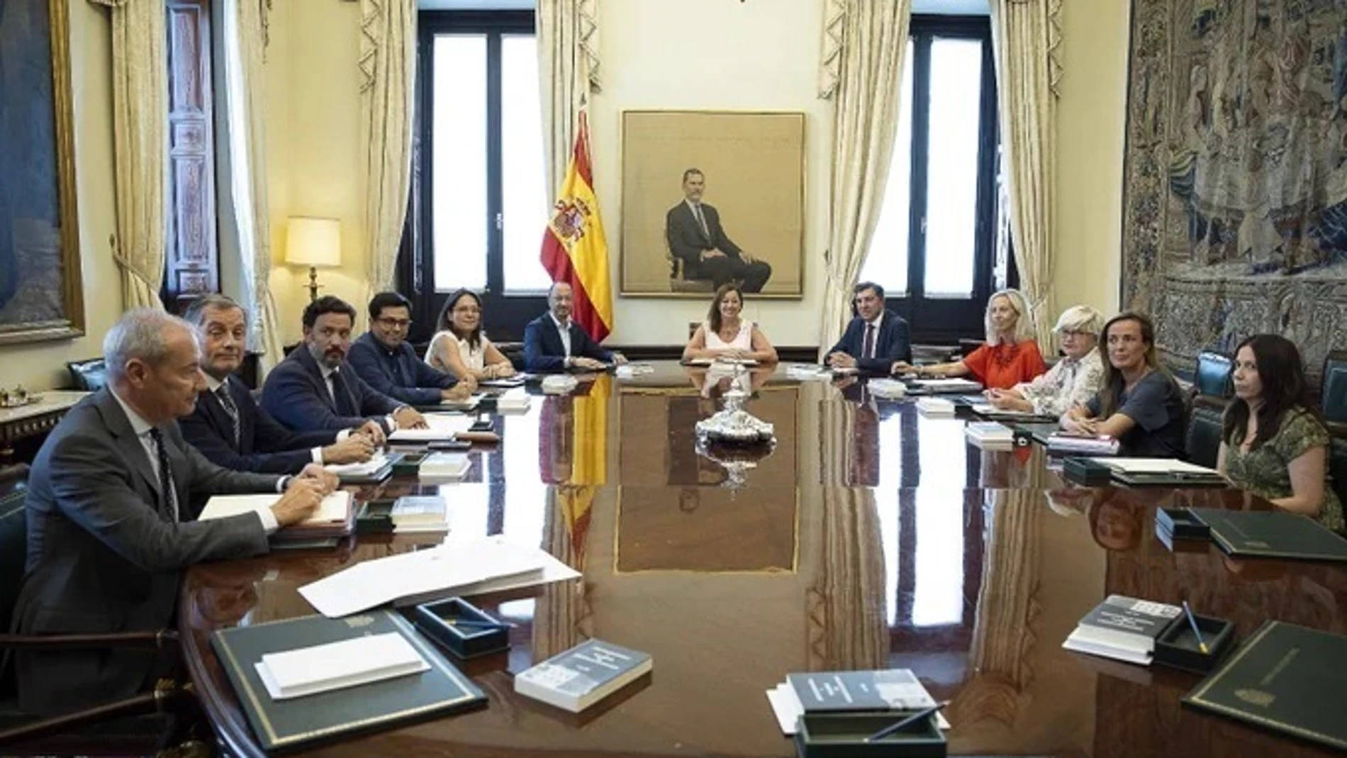 La Mesa del Congreso tramita la ley de amnistía con apoyo de PSOE y Sumar y el voto en contra del PP