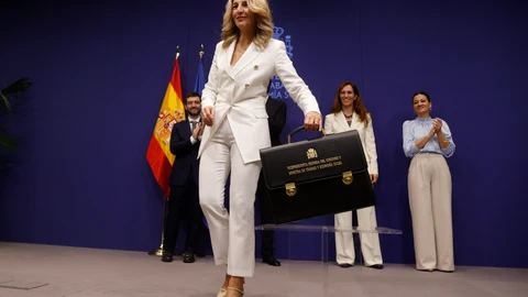Yolanda Díaz toma posesión de su cartera como vicepresidenta segunda del Gobierno y ministra de Trabajo y Economía Social