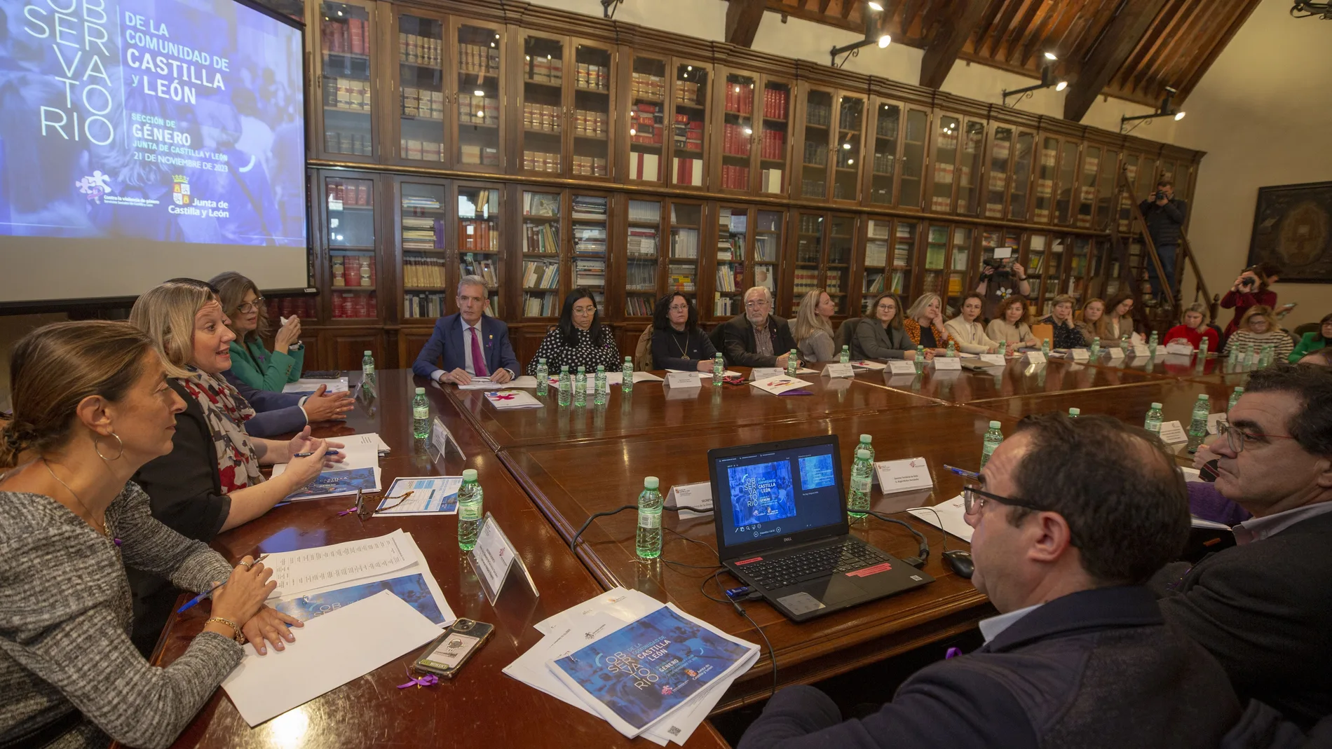 La consejera Isabel Blanco preside en Ávila la reunión de la Sección de Género del Observatorio de Castilla y León