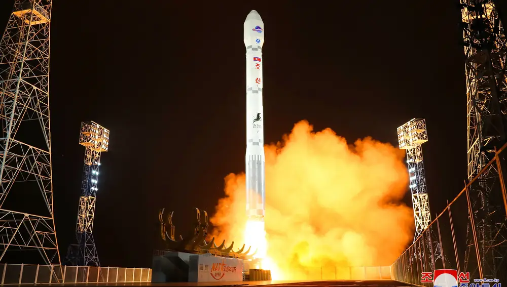 North Korea claims it has successfully placed reconnaissance satellite 'Malligyong-1' into orbit