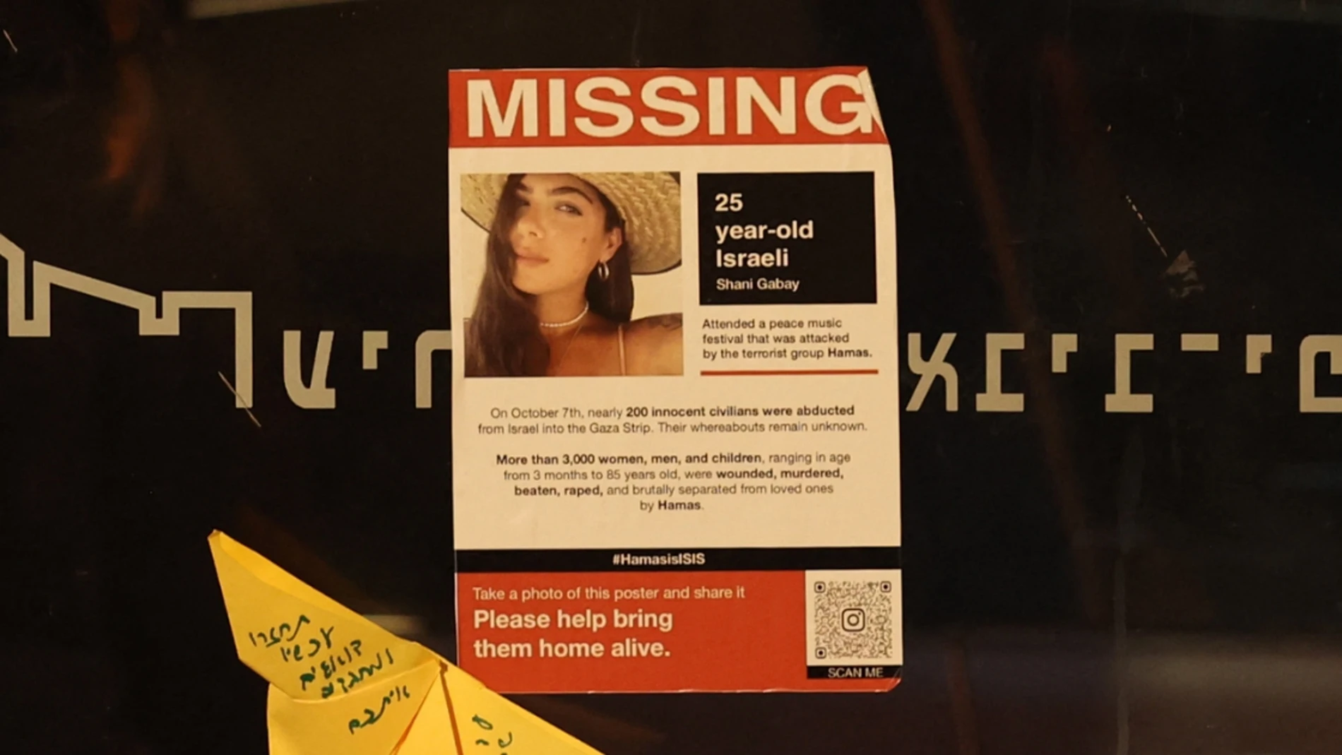 Cartel para encontrar a la joven israelí desaparecida Shani Gabay