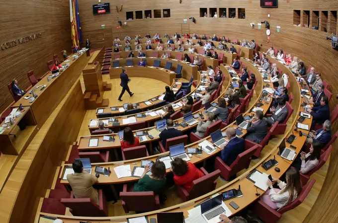 El PP fuerza al PSPV y a Compromís a mostrar su apoyo al plan de Sánchez para las empresas catalanas