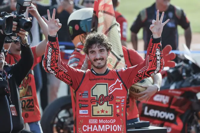 Se cae Jorge Martín y Pecco Bagnaia es otra vez campeón de MotoGP