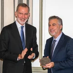 Los Reyes entregan el Premio de Periodismo “Francisco Cerecedo” en su XL edición al periodista Carlos Alsina