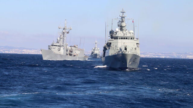 Tres de las fragatas de la Marina de guerra de Portugal