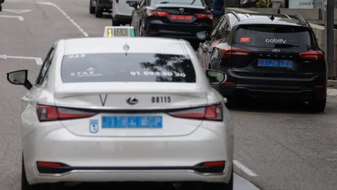 MADRID.-Madrid actualiza sus tarifas de taxi para 2024 y el trayecto entre Aeropuerto e interior de M-30 valdrá 33 euros