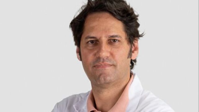 Manuel Acuña, de Otorrinolaringología