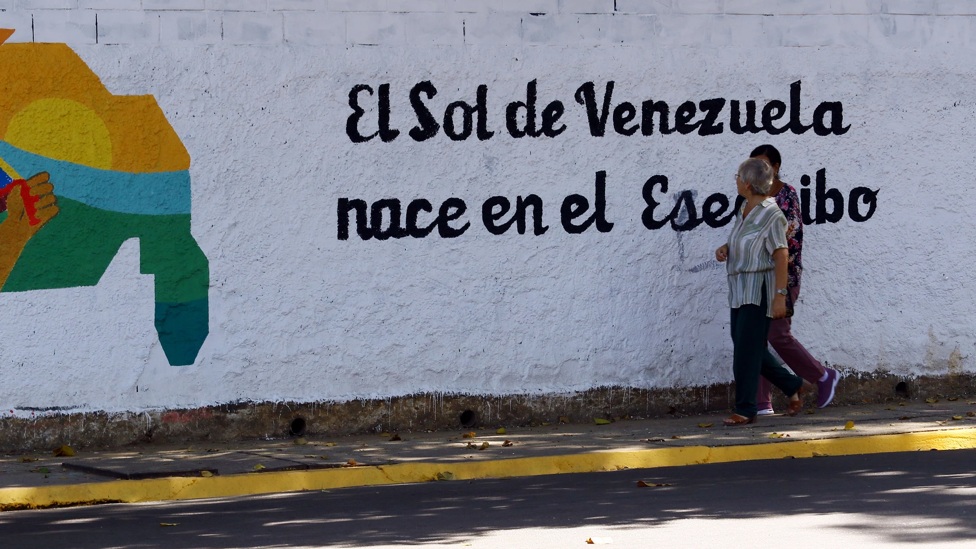November 30, 2023: November 30, 2023. rafittys promote Venezuela's struggle for the rescue of the Essequibo, in the city of Valencia, Carabobo state. Photo: Juan Carlos Hernandez 30/11/2023